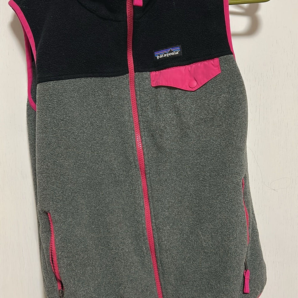 Patagonia Gray, Black & Pink Fleece Vest